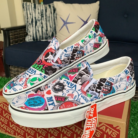 VANS Men’s CLASSIC SLIP-ON VANS MASH UP STICKERS/TRWHT Sneakers - Picture 8 of 16